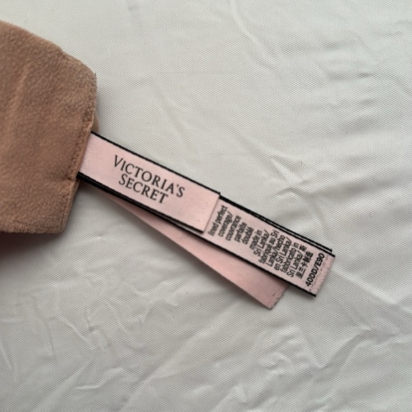 Victoria’s Secret Body by Victoria lined perfect coverage nude bra - Picture 6 of 8